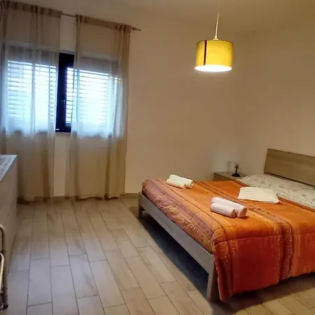 Clemi House Apartamento *